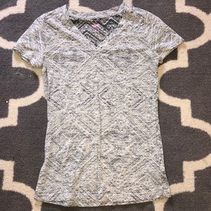 Grey tribal print vneck